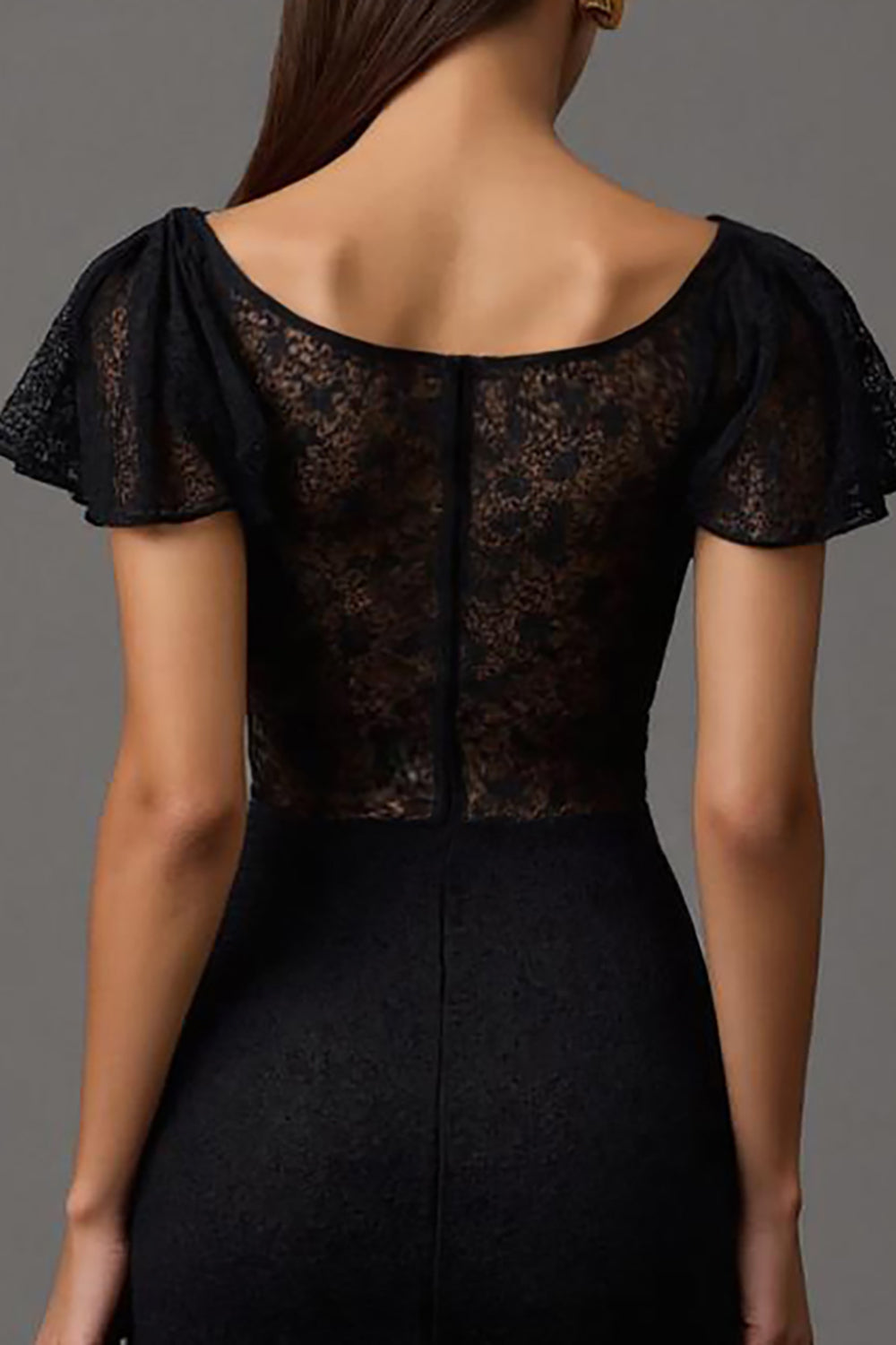 Robe longue de soirée fourreau noire à encolure bateau en dentelle avec manches