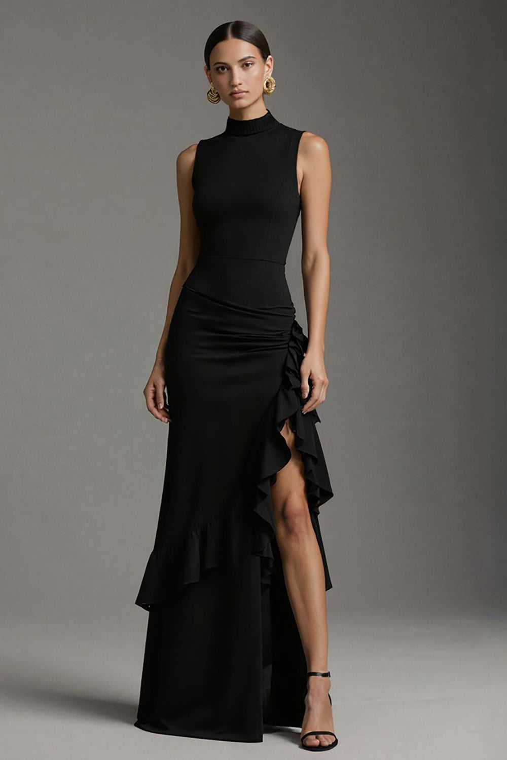 Robe de soirée longue sirène noire à col haut, volants et fente