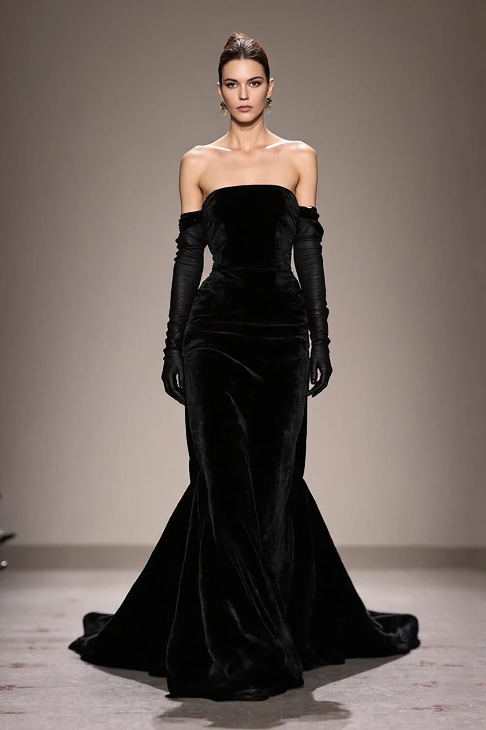 Vestido de Noche Largo de Terciopelo Negro sin Tirantes