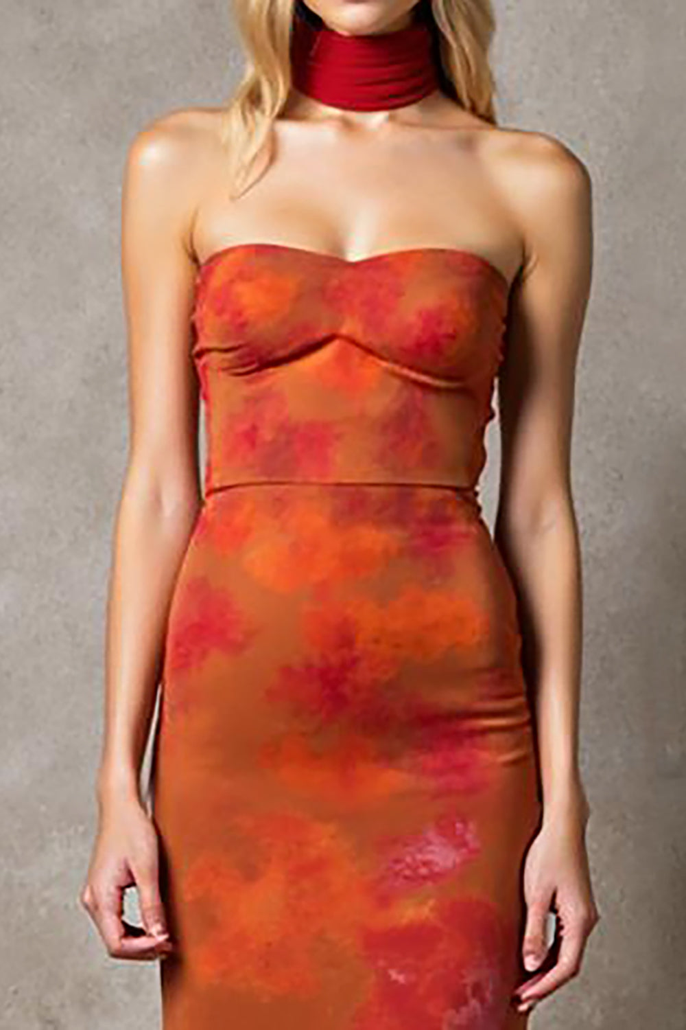 Robe de soirée longue fourreau sans bretelles en Cabernet imprimé avec ceinture