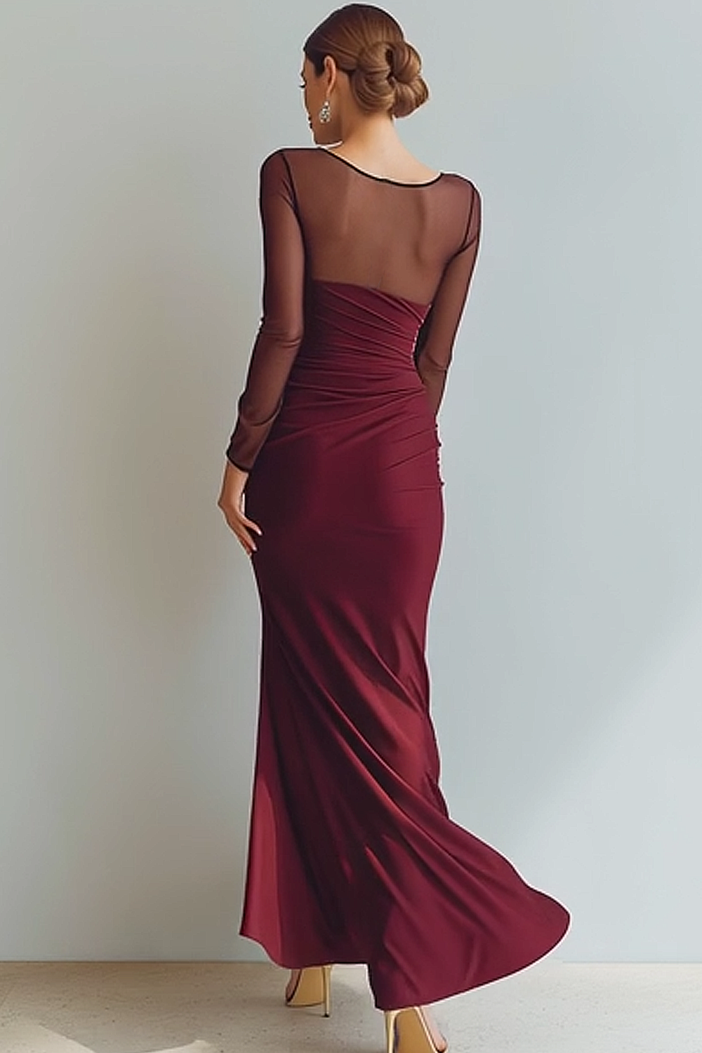 Robe de chorale longue en velours noir coupe sirène avec encolure bateau et fente