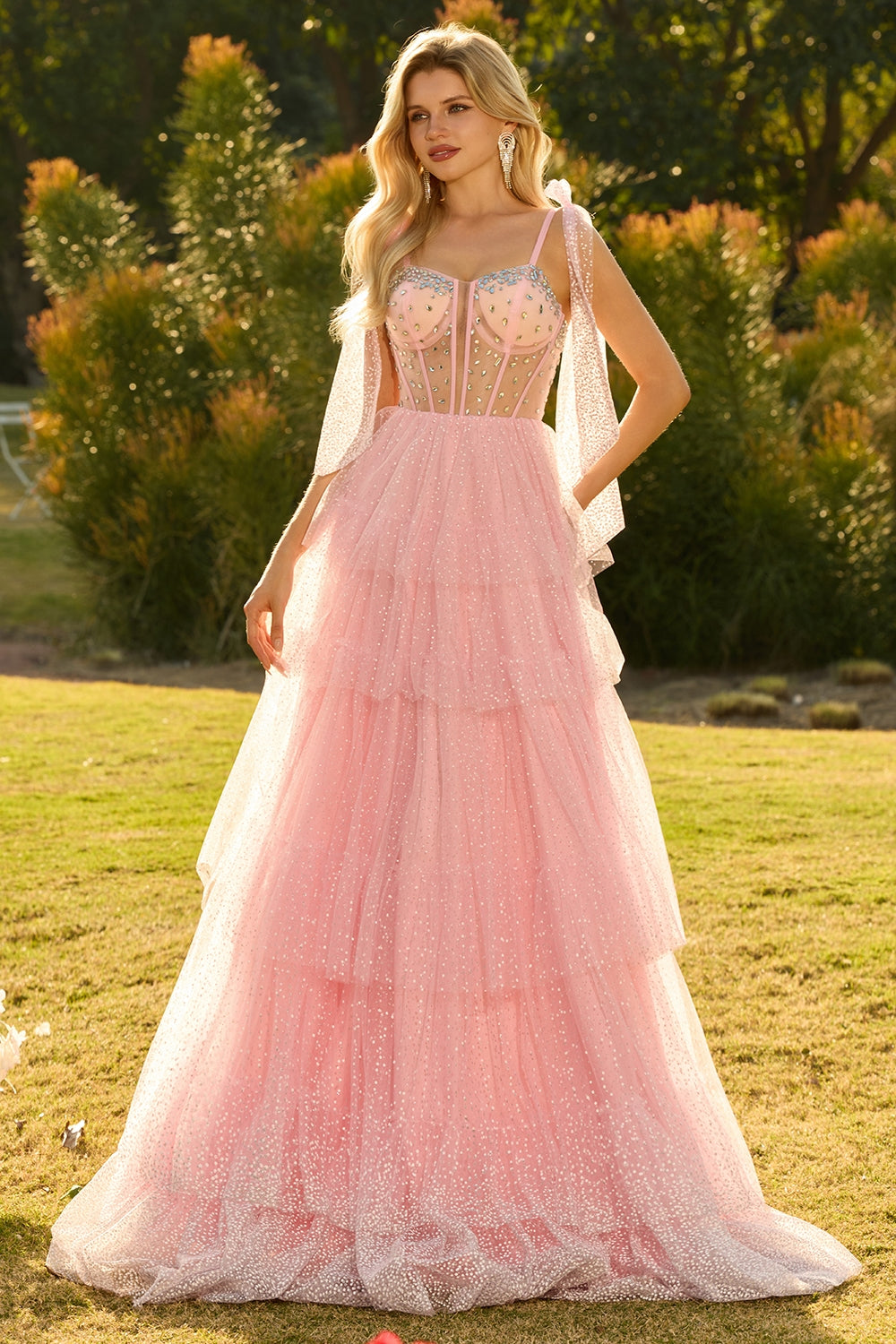 Robe de bal longue en dentelle à volants roses avec corset et dos lacé