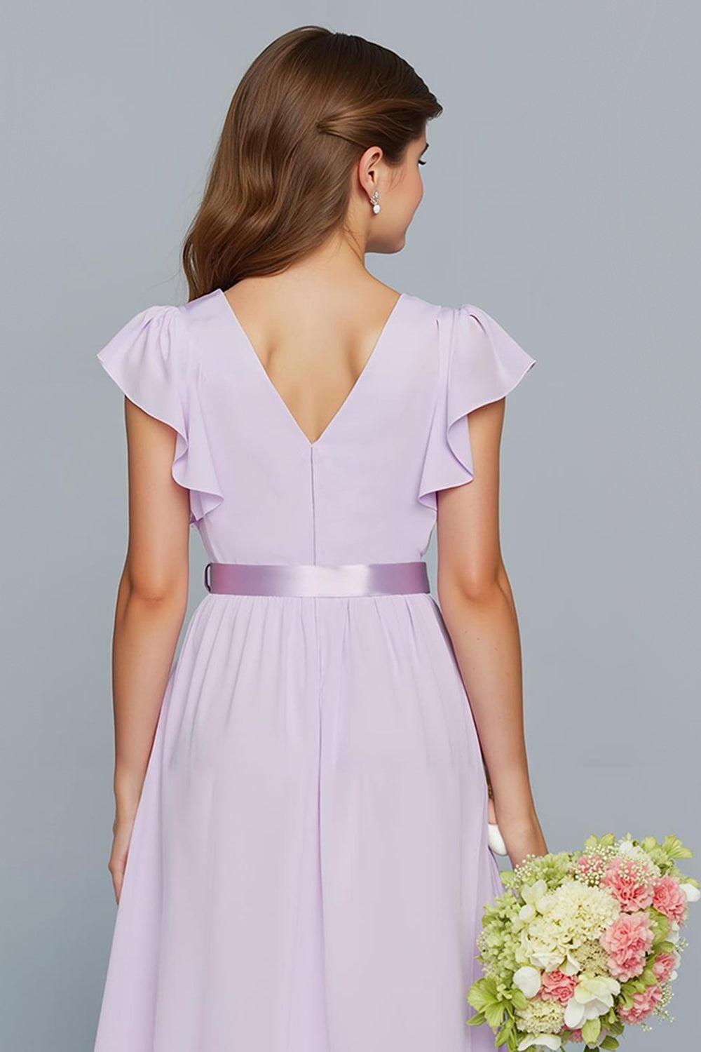 Robe longue de demoiselle d'honneur junior évasée en mousseline lilas avec décolleté en V et volants
