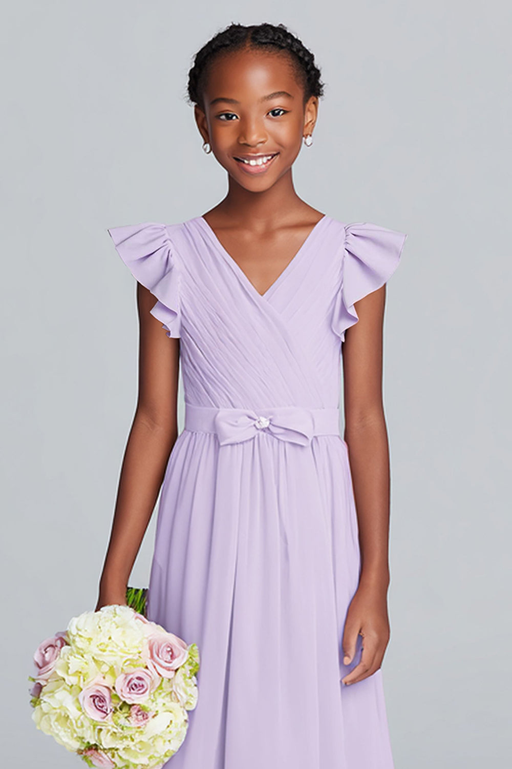Robe de demoiselle d'honneur longue en mousseline lilas avec encolure en V et volants