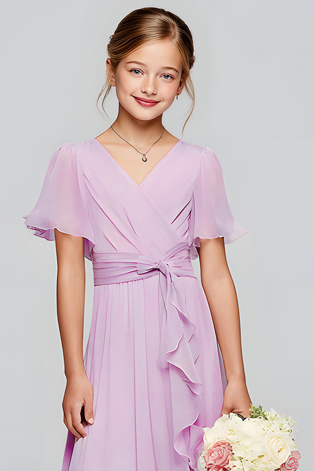 Robe de demoiselle d'honneur longue junior violette en mousseline à encolure en V et ligne A avec manches courtes