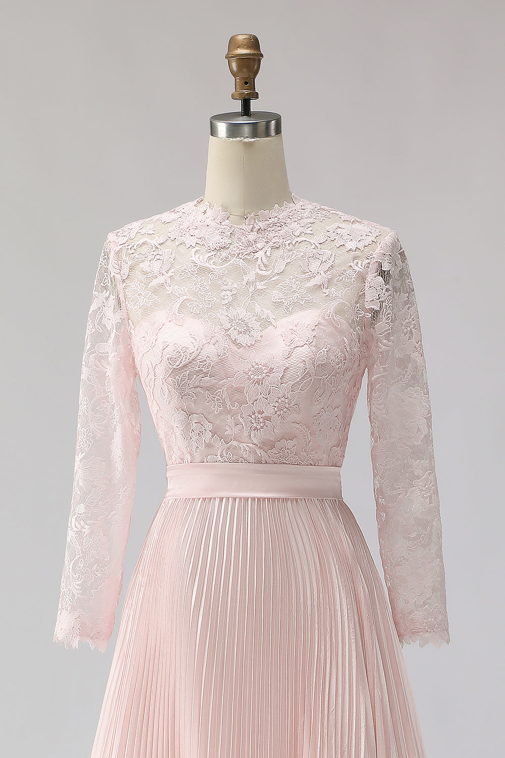 Robe de mariée mi-longue en mousseline de soie plissée rose fard à joues avec dentelle pour la mère de la mariée