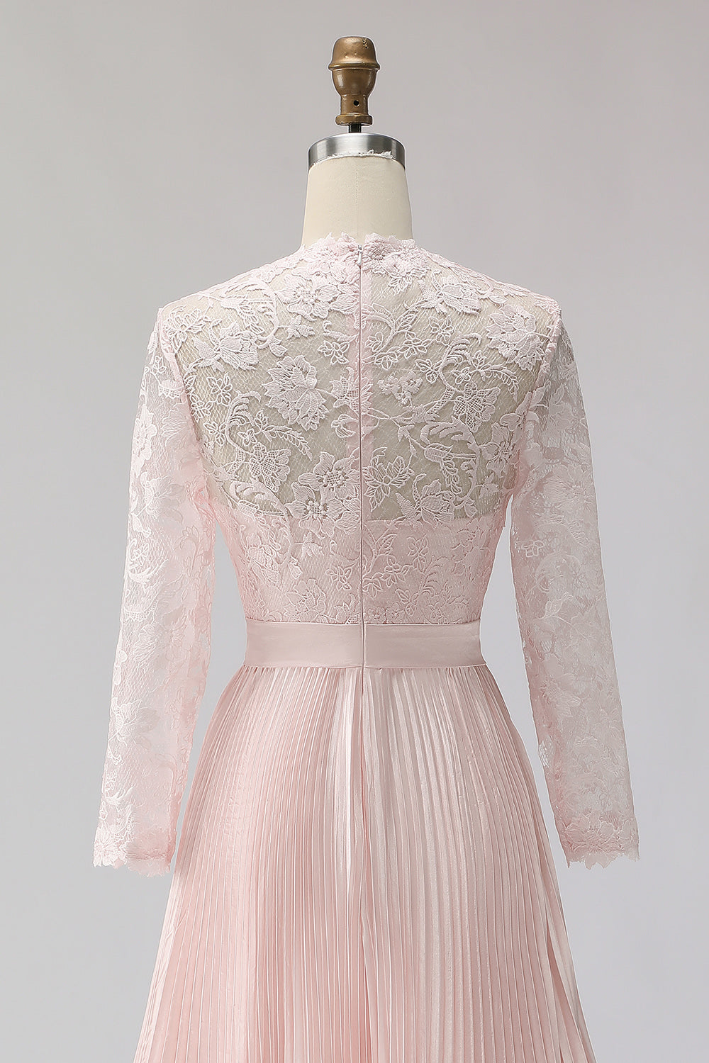 Robe de mariée mi-longue en mousseline de soie plissée rose fard à joues avec dentelle pour la mère de la mariée