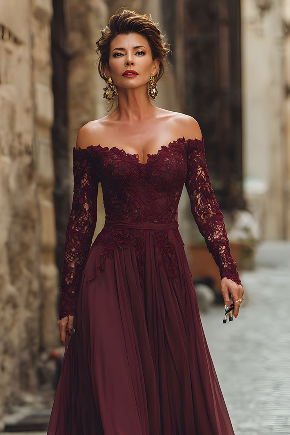 Robe longue de mère de la mariée trapèze en dentelle avec épaules dénudées Cabernet