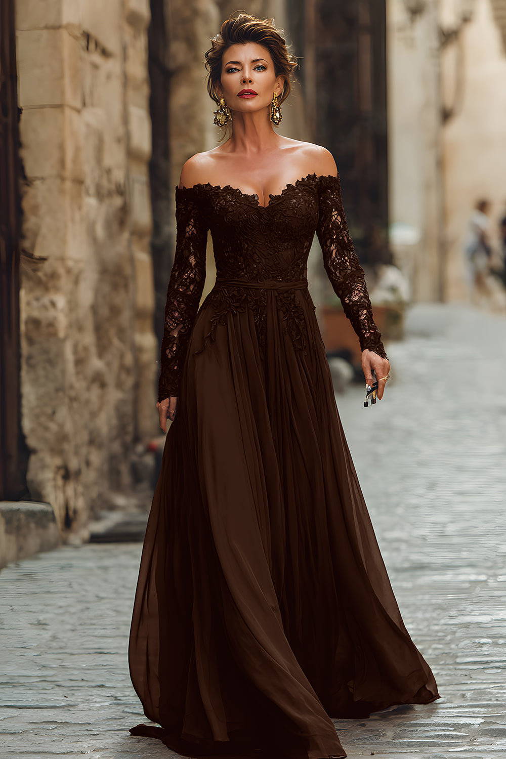 Robe longue de mère de la mariée trapèze en dentelle avec épaules dénudées Cabernet