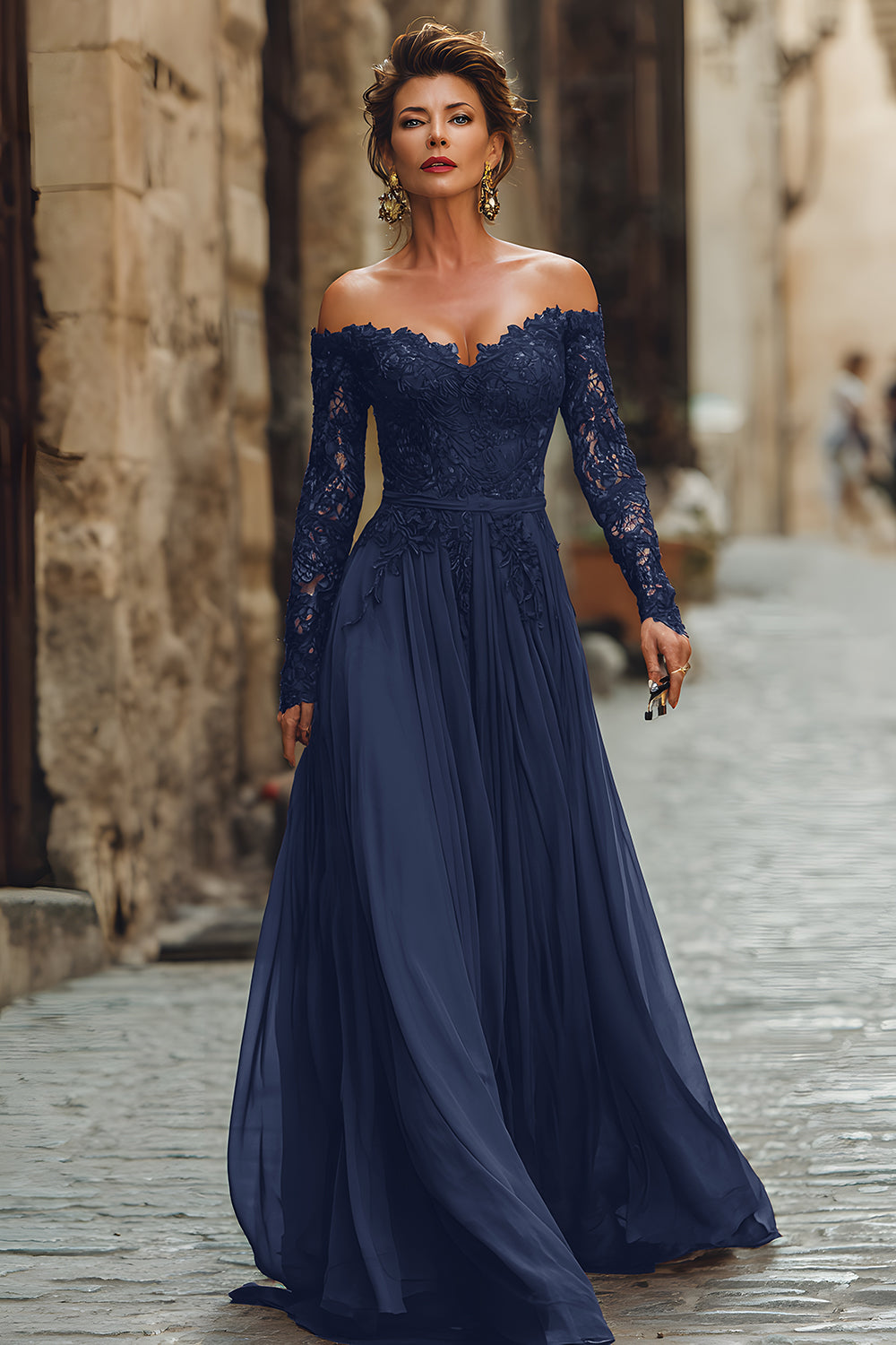 Robe longue de mère de la mariée trapèze en dentelle avec épaules dénudées Cabernet