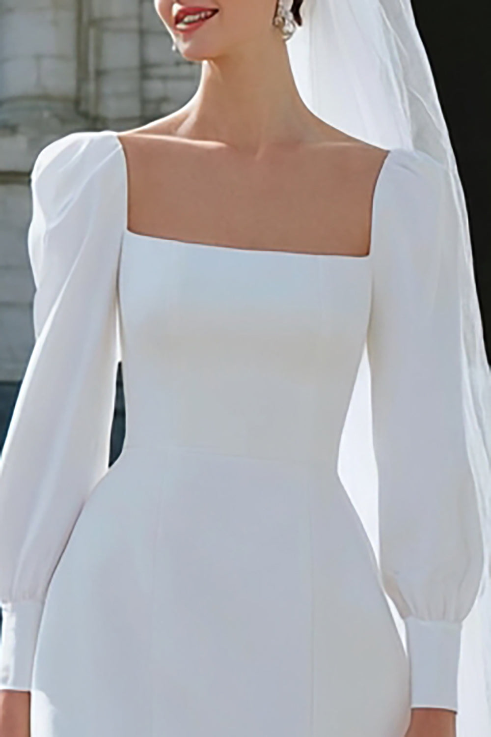 Robe de fiançailles en satin ivoire trapèze à encolure carrée