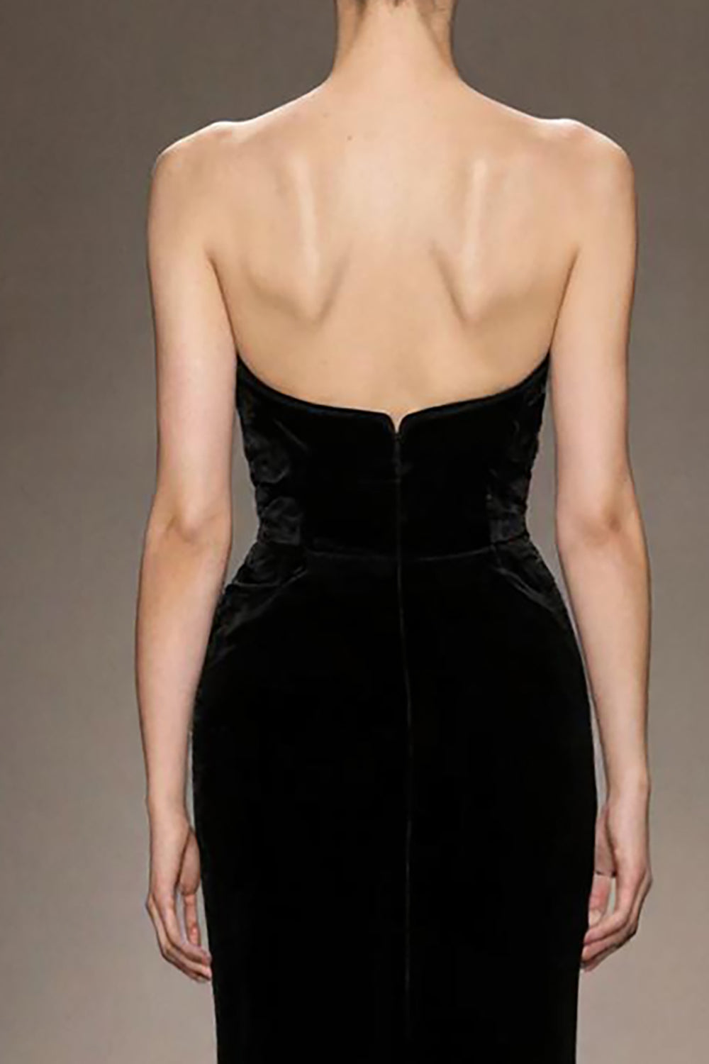 Robe de soirée sirène en velours noir pailleté sans bretelles