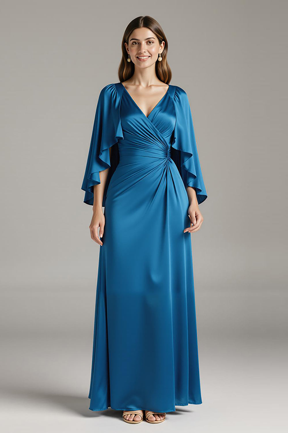 Vestido de gala largo de satén azul rey con escote en V y mangas