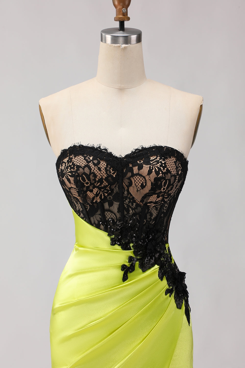 Strapless Mermaid Black Green Appliqued Lace Long Prom Dress with Slit