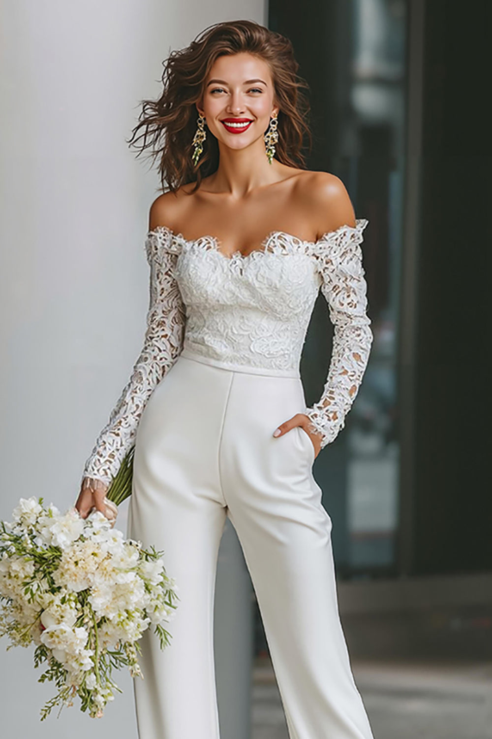 Combinaisons de mariée blanches en dentelle à épaules dénudées avec poches