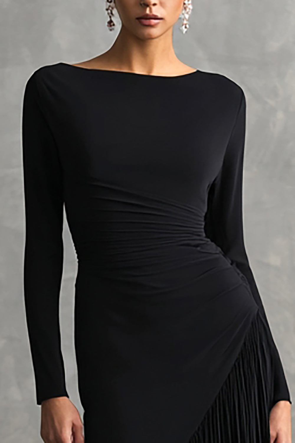 Robe de soirée sirène en mousseline crêpe noire à volants
