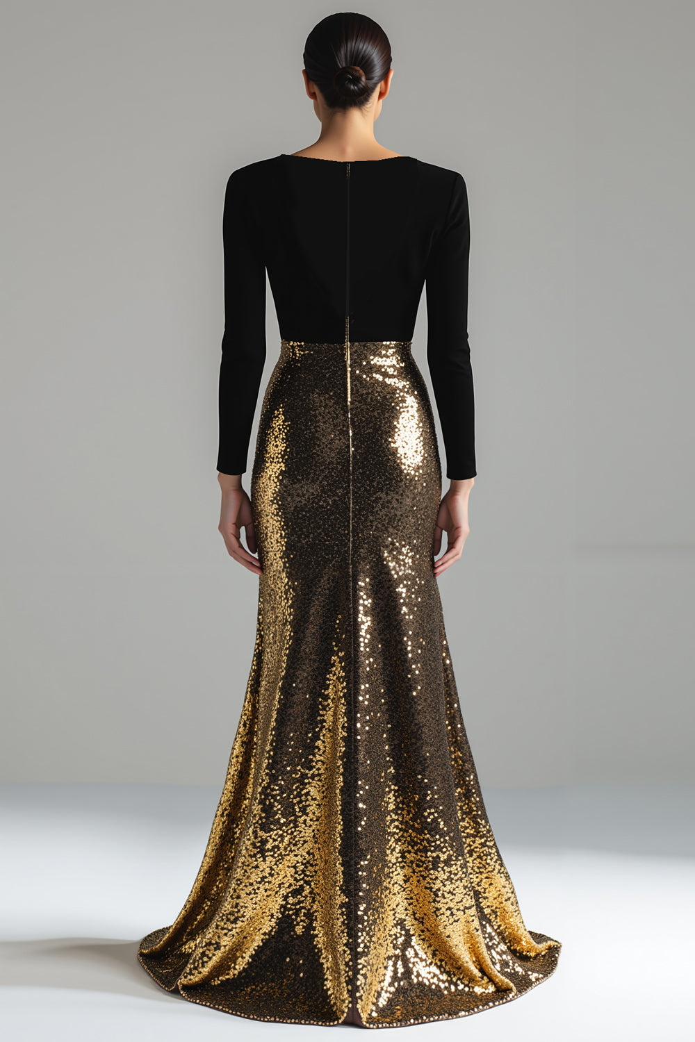 Robe de soirée longue fourreau noire et or étincelante à col en V avec manches