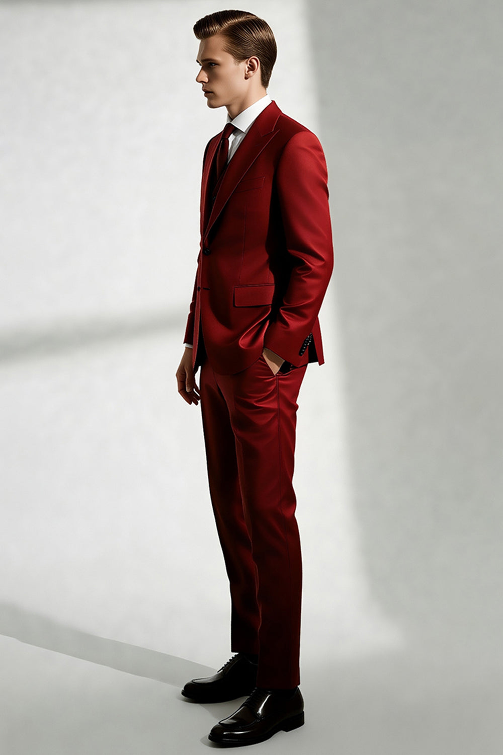 Costume homme bordeaux revers crantés un bouton