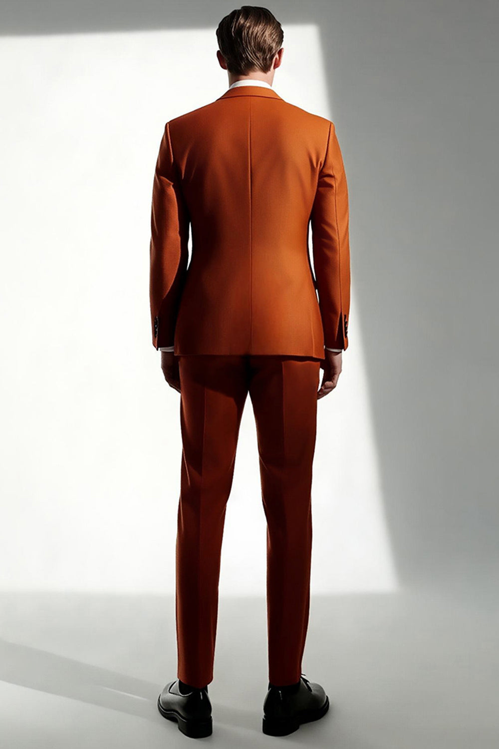 Costumes de cérémonie pour hommes coupe slim à revers pointus orange foncé