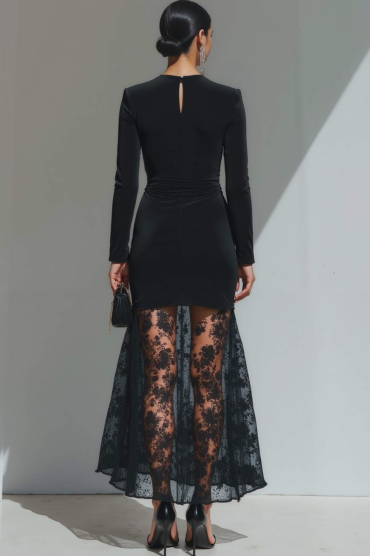 Robe de soirée longue fourreau en velours noir col en V avec dentelle