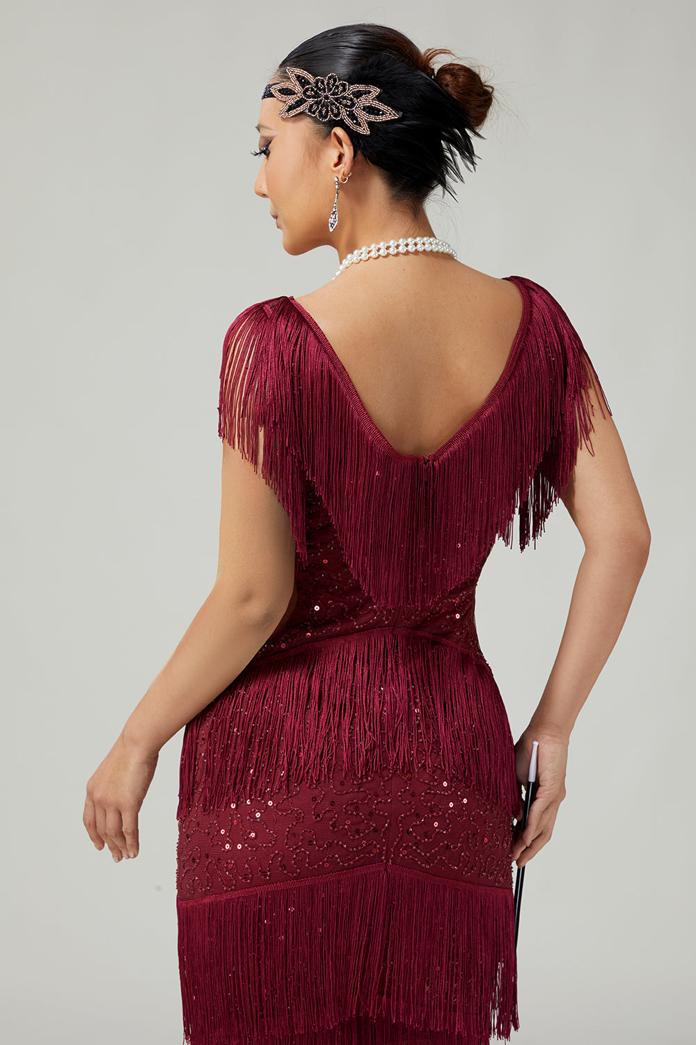 Sparkly Burgundy Bodycon Tiered Fringed 1920s Dress