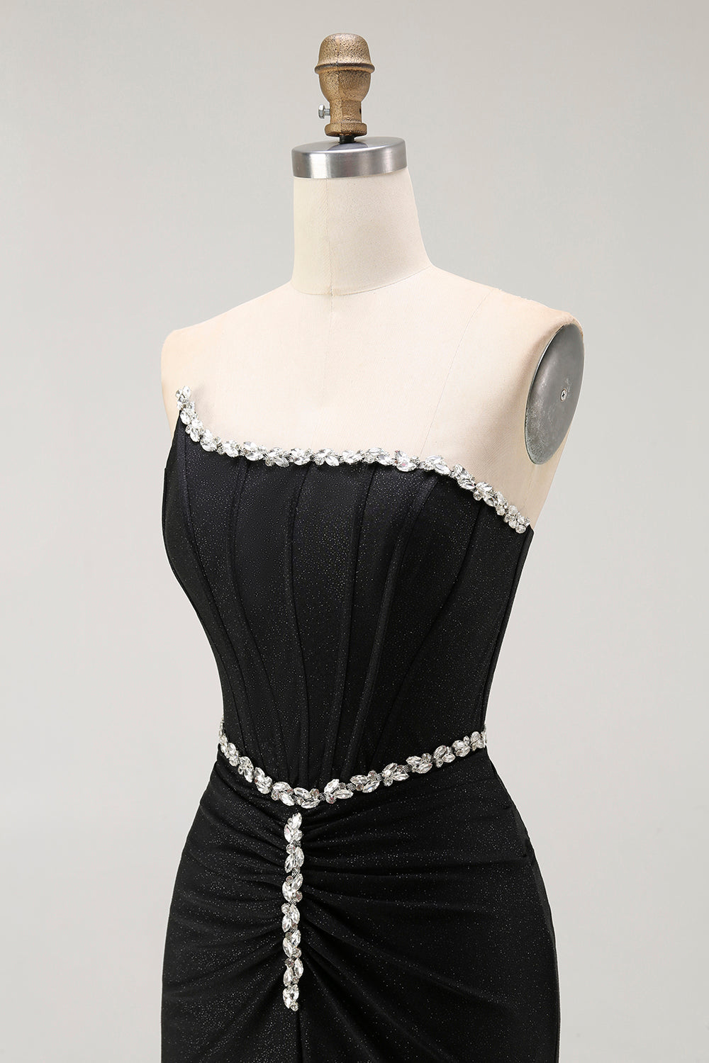 Robe longue de bal sirène bustier noire avec perles