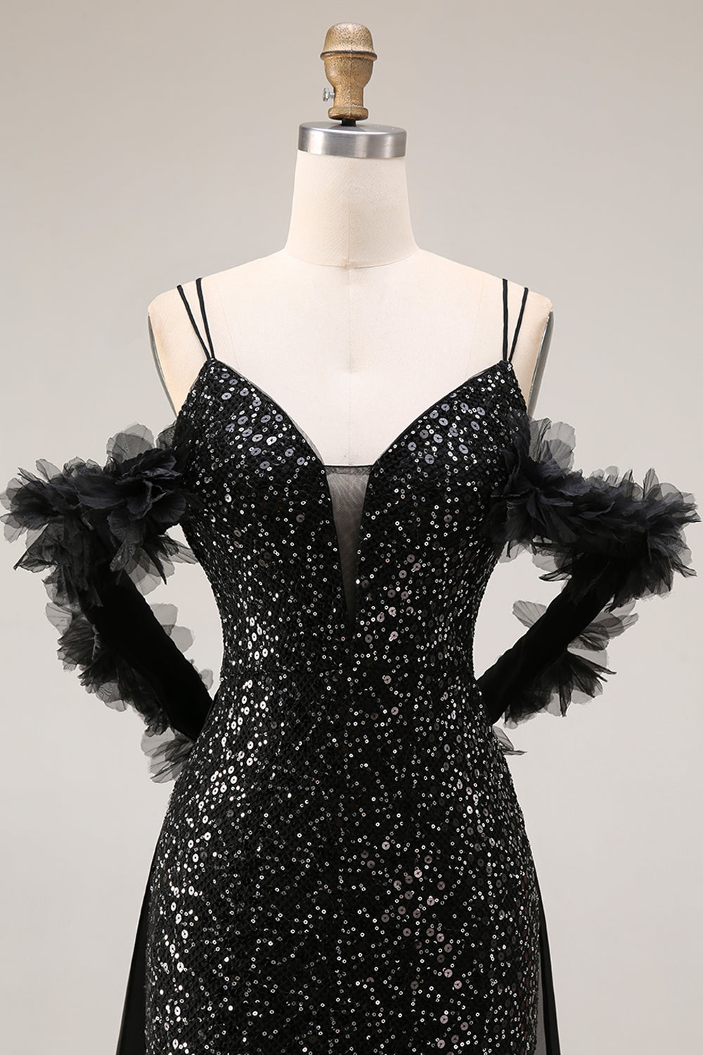 Robe longue de soirée noire à paillettes brillantes avec épaule dénudée et fente, style sirène