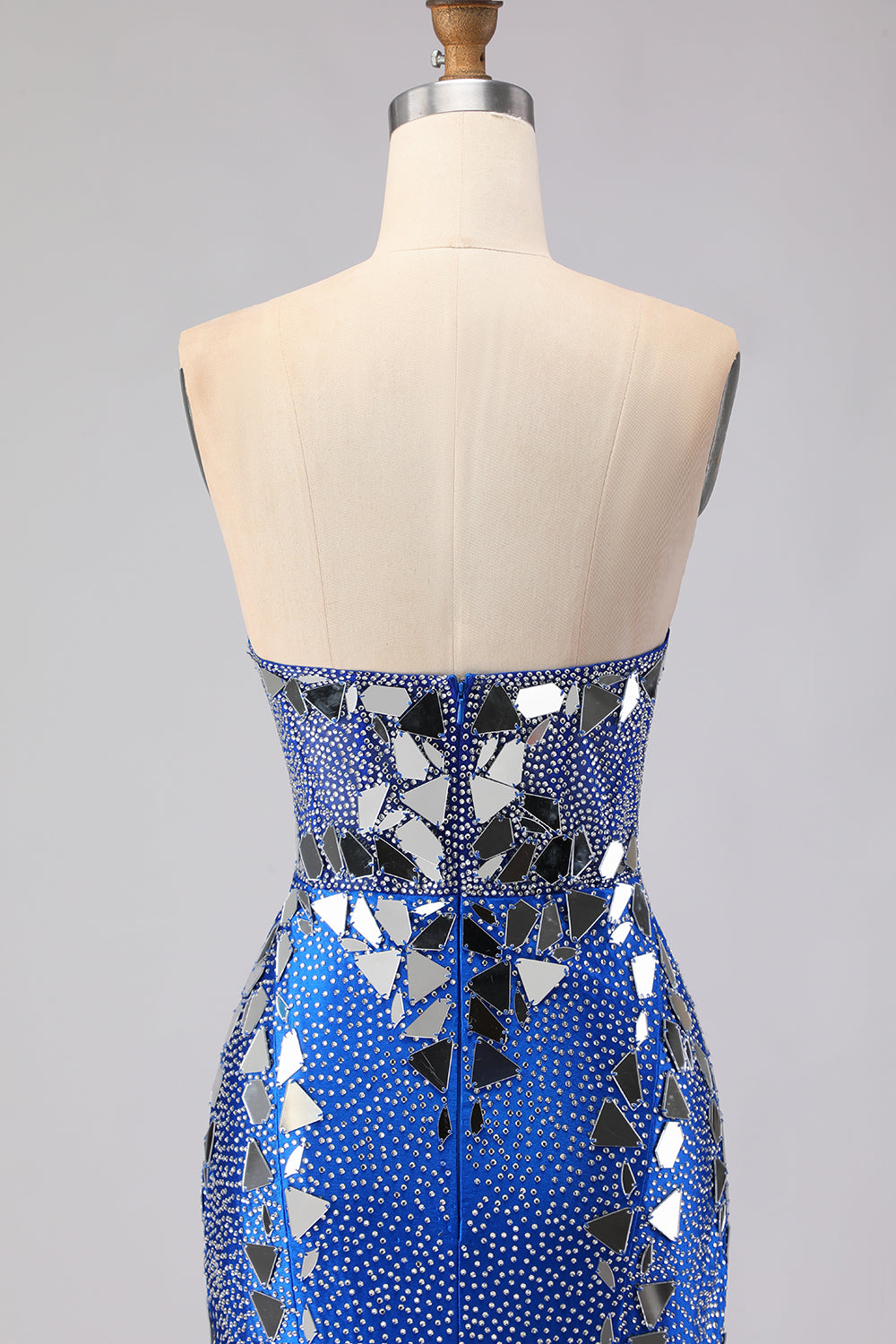 Robe de bal longue sirène bleu royal sans bretelles, ornée de perles et fendue sur le côté, avec miroir