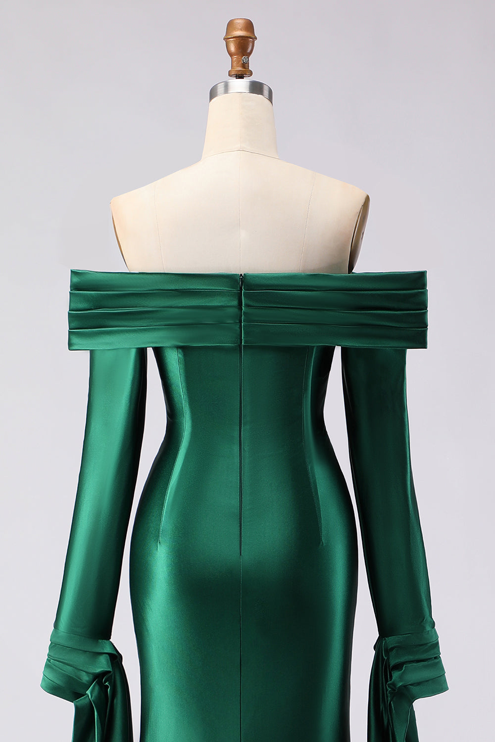 Robe de bal longue en satin vert foncé de sirène à épaules dénudées avec manches longues