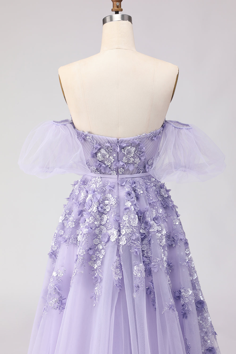 Robe de bal longue en tulle violet, épaules dénudées, perles, coupe trapèze, avec manches amovibles