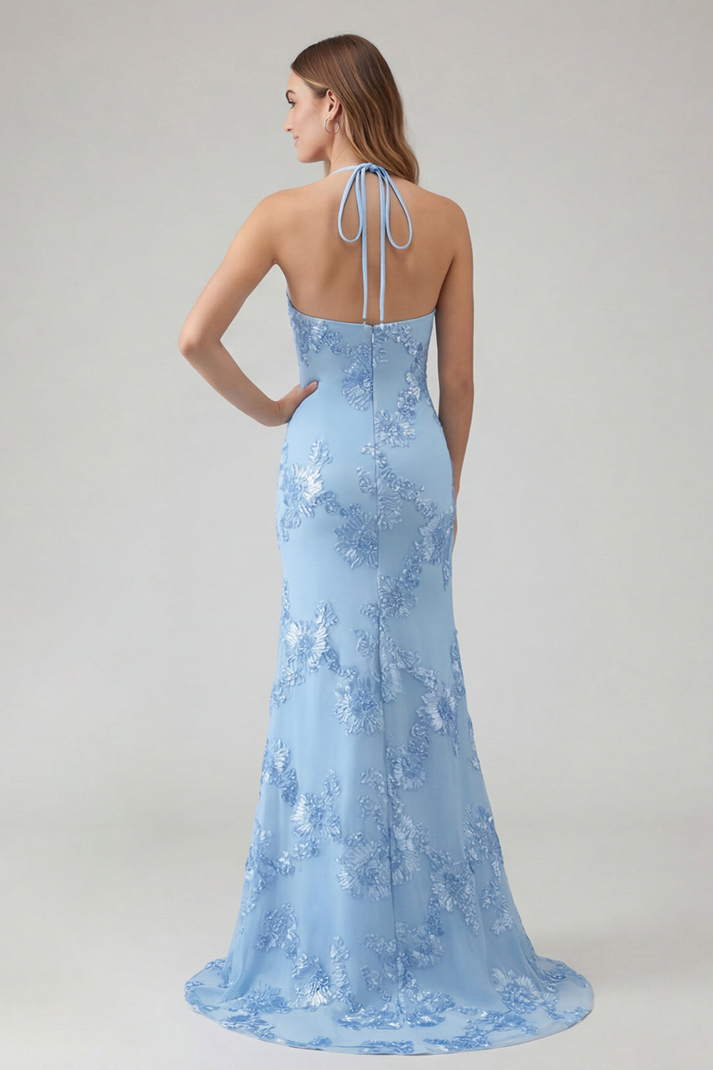 Robe longue de bal bleu clair sirène dos nu avec broderie florale