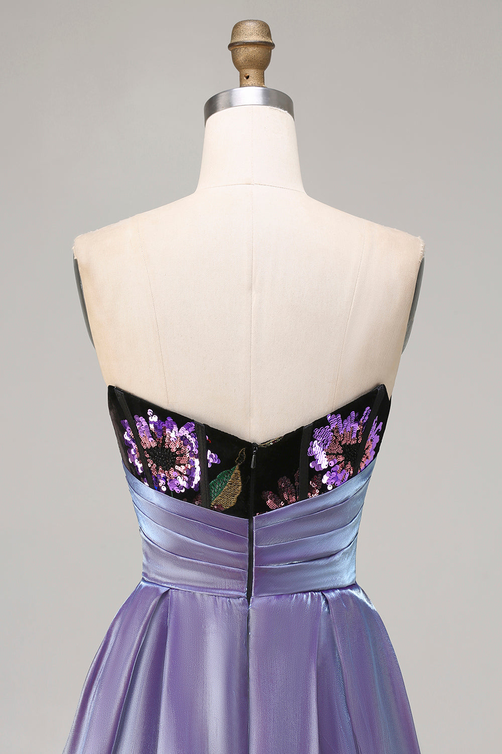 Robe de soirée longue sirène bustier noire à paillettes avec fente