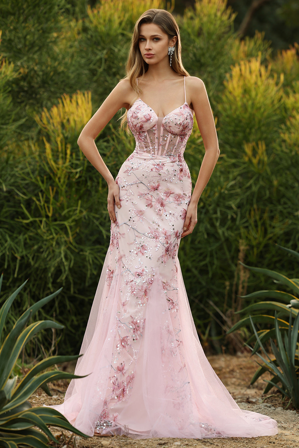 Vestido de Fiesta Largo Rosa con Corsé Floral de Sirena, Espalda con Cordones y Lentejuelas