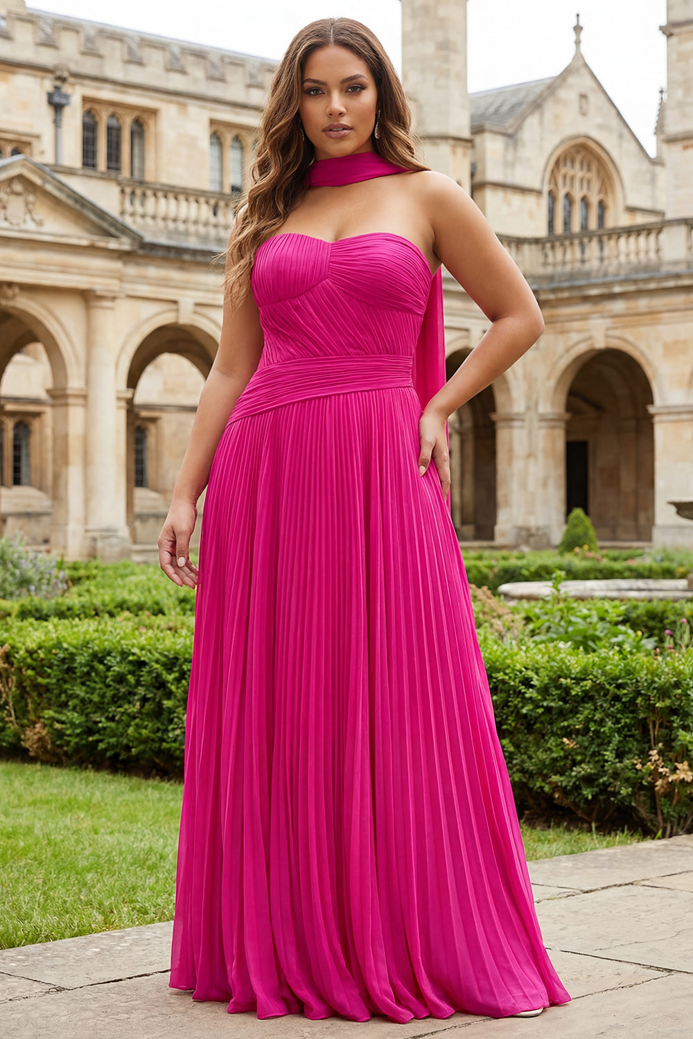 Robe de bal grande taille évasée fuchsia plissée décolleté cœur avec ceinture