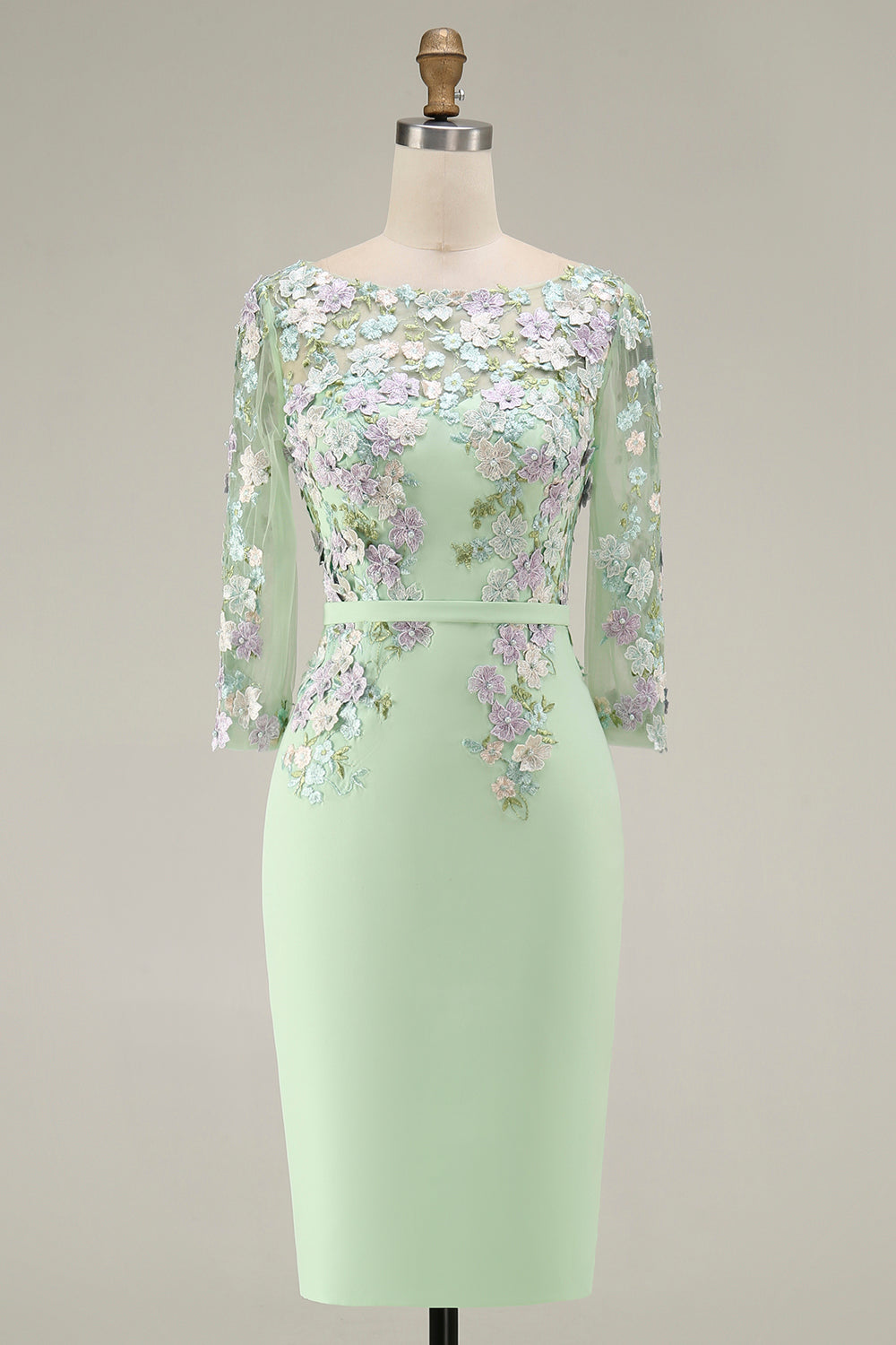 Robe midi fourreau bleu clair avec encolure bateau et appliques, manches 3/4, pour la mère de la mariée