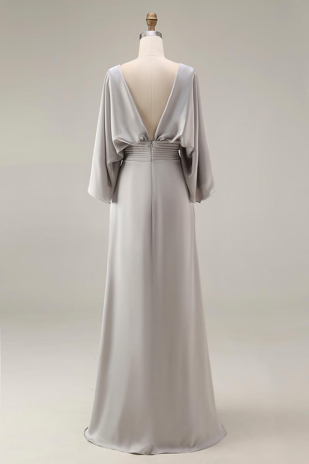 Vestido largo plateado con mangas 3/4 y bolsillos para la madre de la novia