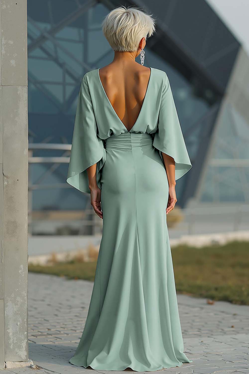 Vestido largo plateado con mangas 3/4 y bolsillos para la madre de la novia