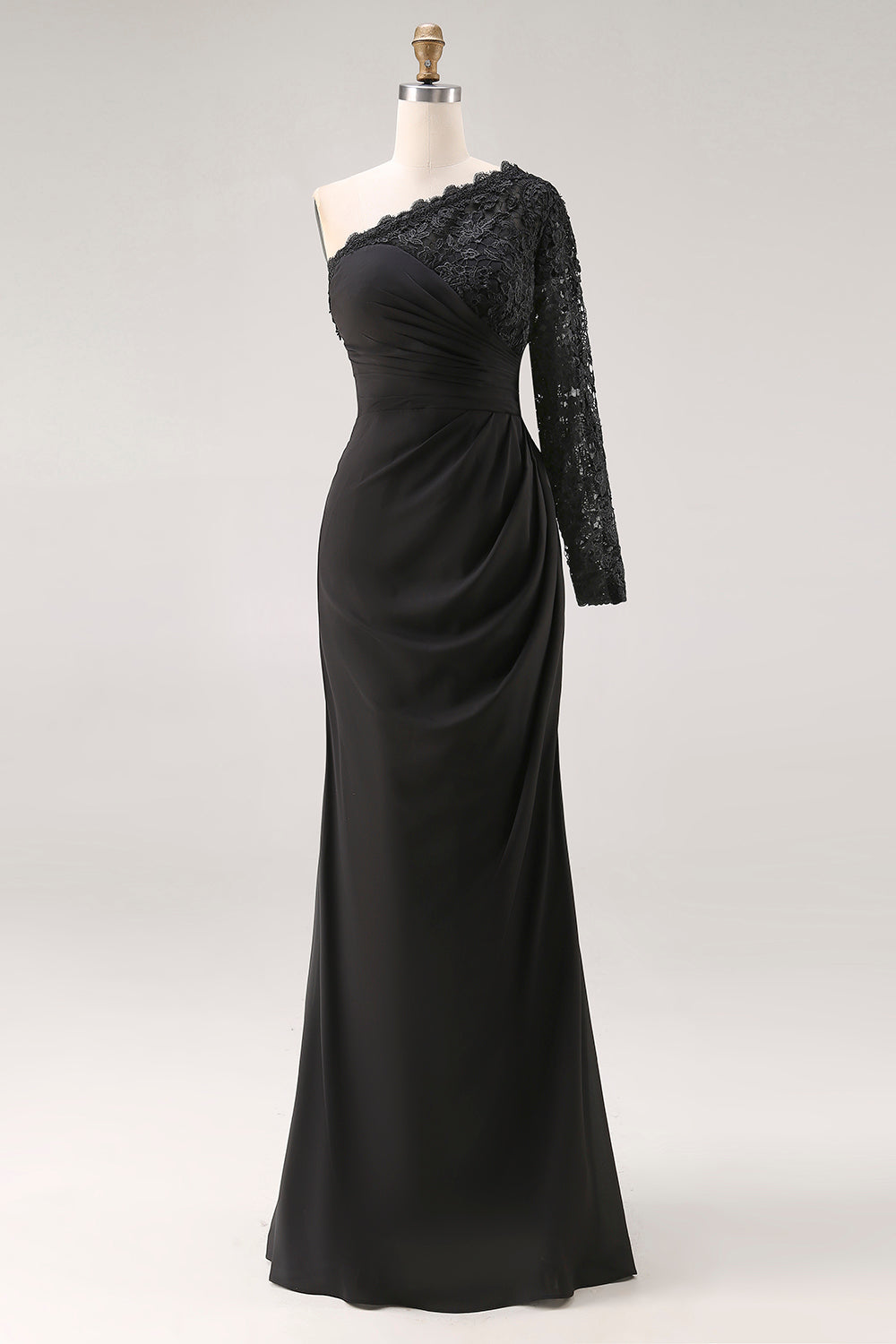 Robe de sirène noire asymétrique grande taille pour la mère de la mariée avec dentelle