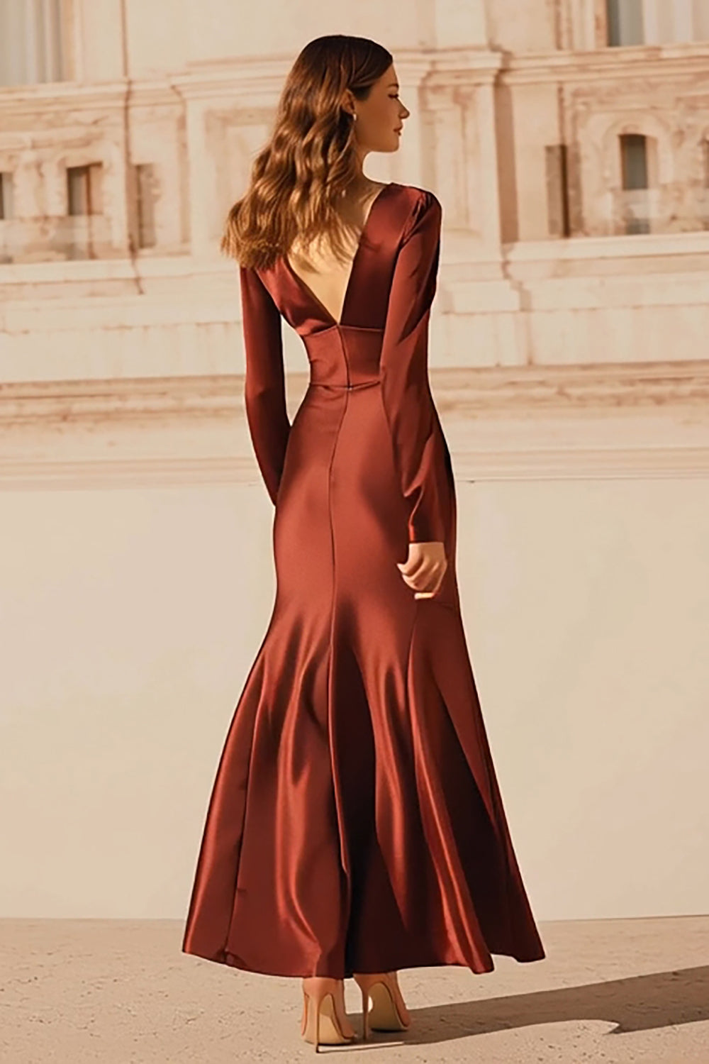 Borgoña satén sirena escote en V vestido largo formal