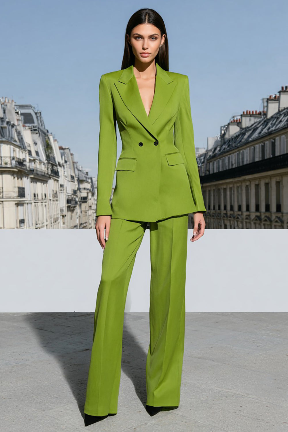 Tailleur femme vert 2 pièces à revers de pointe