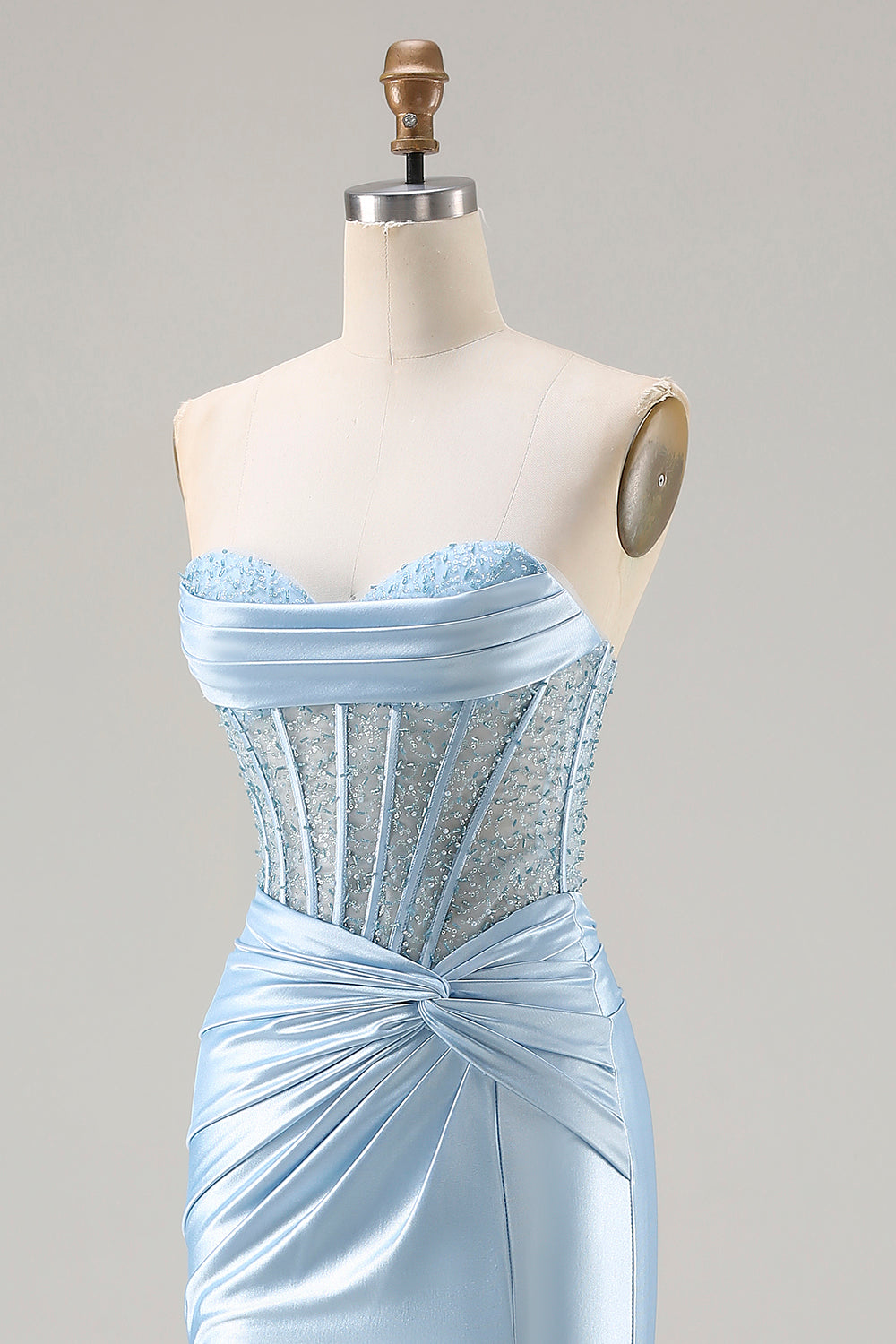 Robe de bal longue bustier sirène bleu ciel avec corset perlé et fente