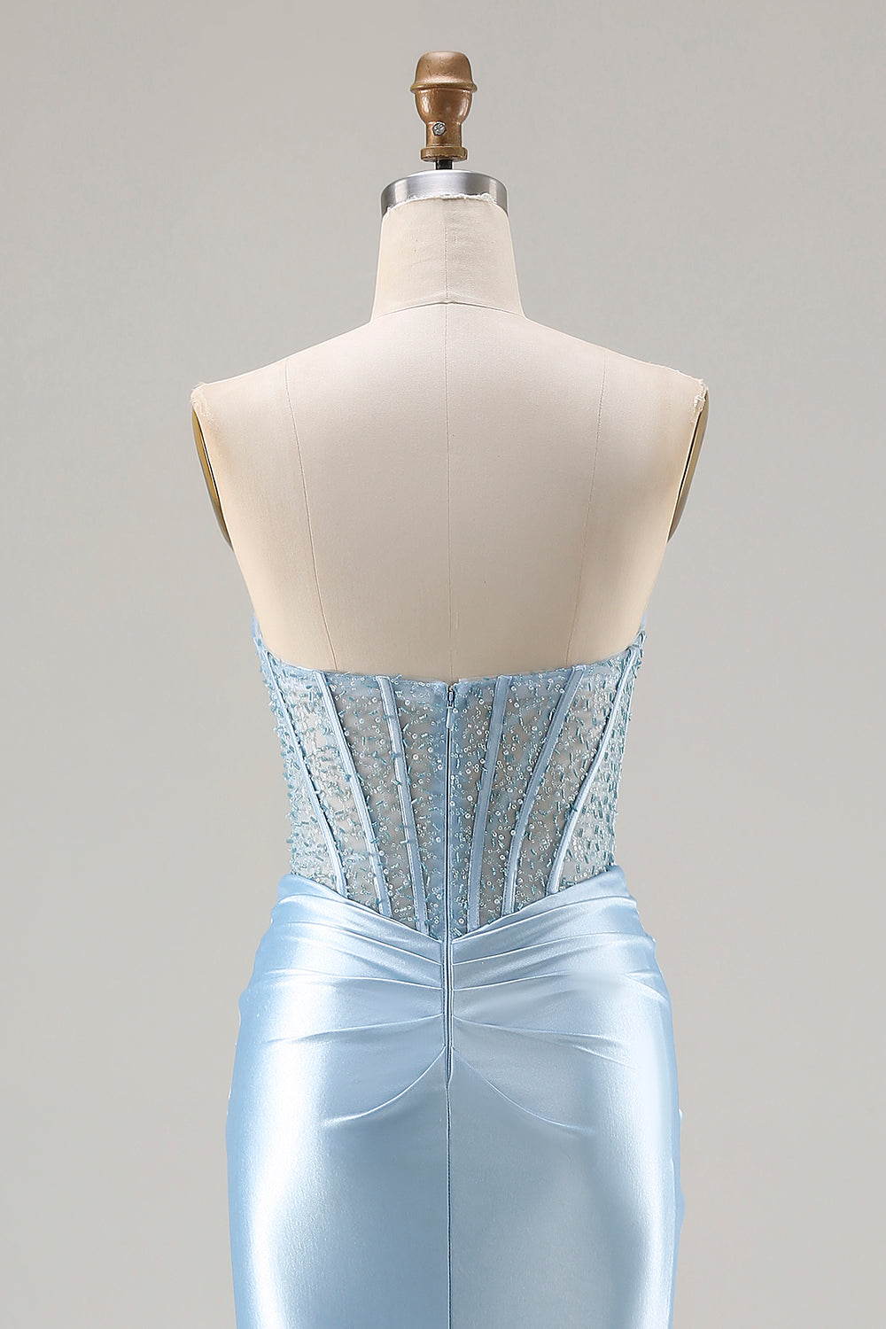 Robe de bal longue bustier sirène bleu ciel avec corset perlé et fente