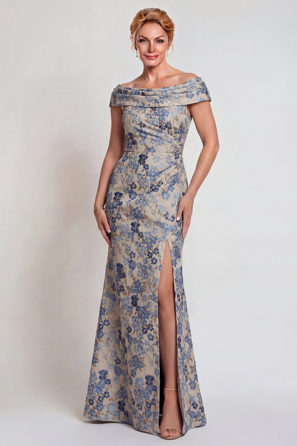 Robe longue de mère de la mariée fendue épaules dénudées à fleurs bleu gris