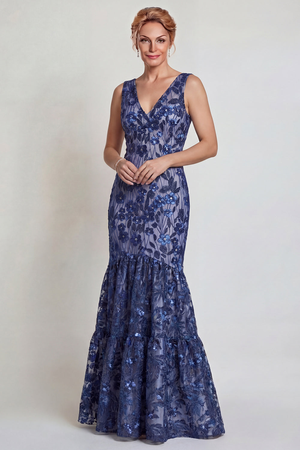 Dark Navy Flower Appliqued V Neck Mermaid Mother of the Bride Dress