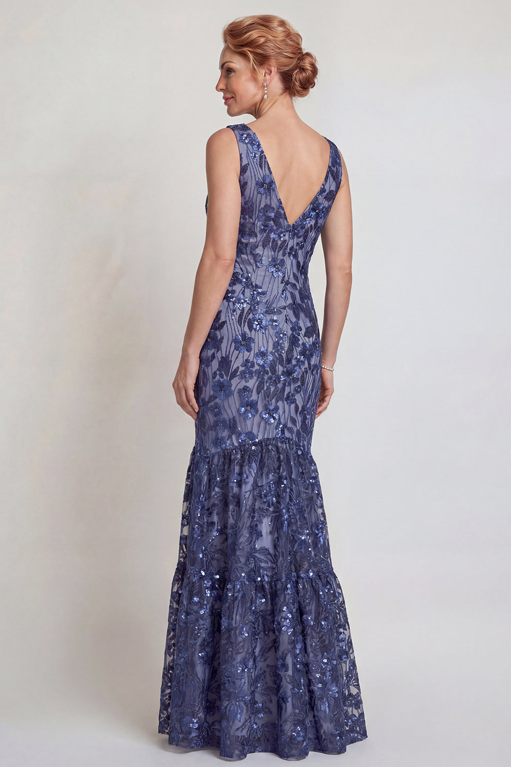 Dark Navy Flower Appliqued V Neck Mermaid Mother of the Bride Dress