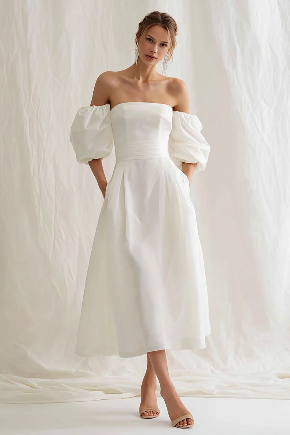 Robe de fiançailles longue ligne A couleur ivoire à épaules dénudées
