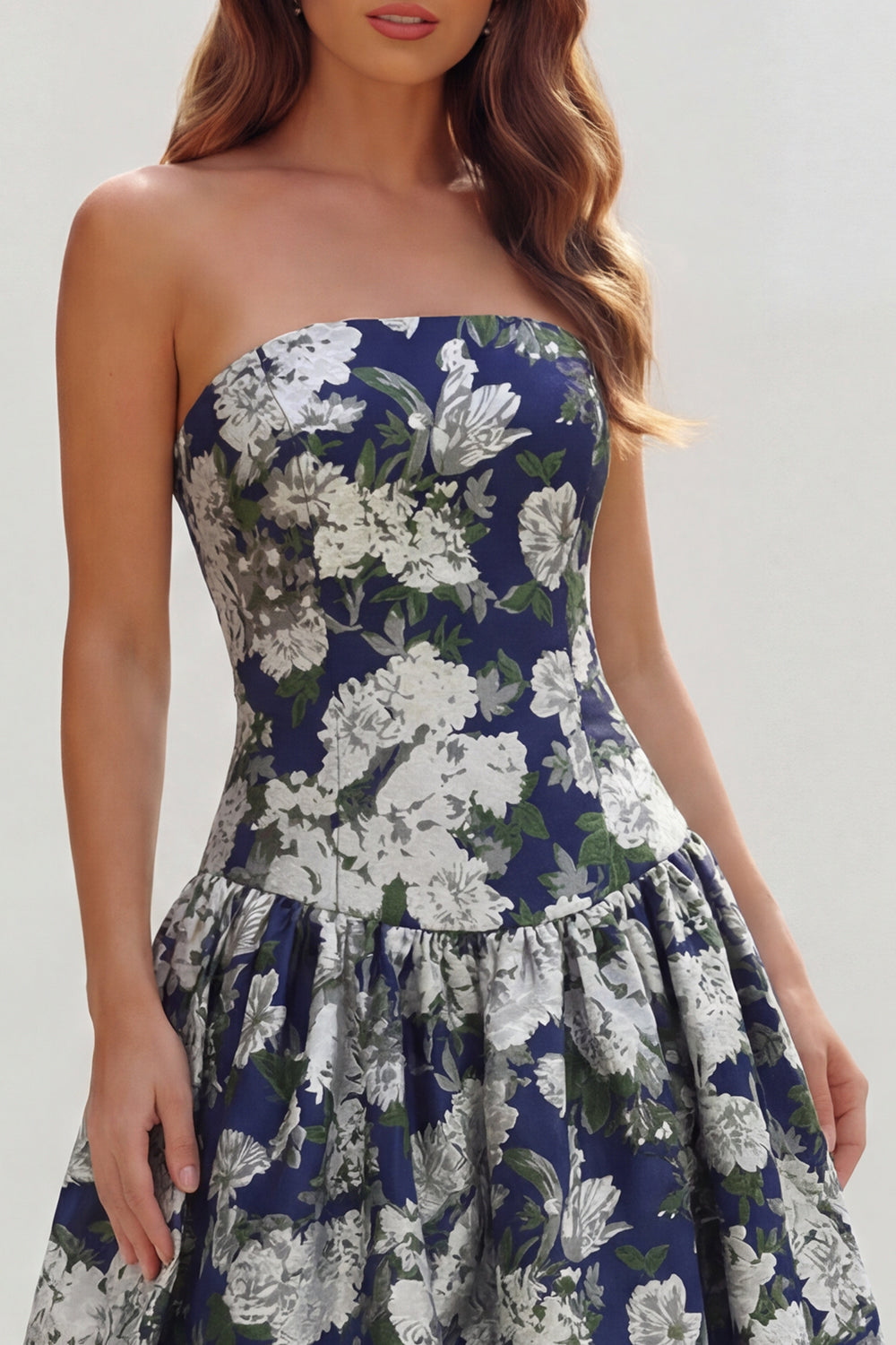 Robe longue ligne A bustier imprimée fleurs bleu blanc