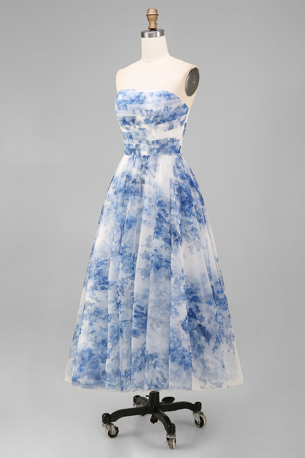 Robe midi bustier évasée, froncée, à fleurs blanches et bleues