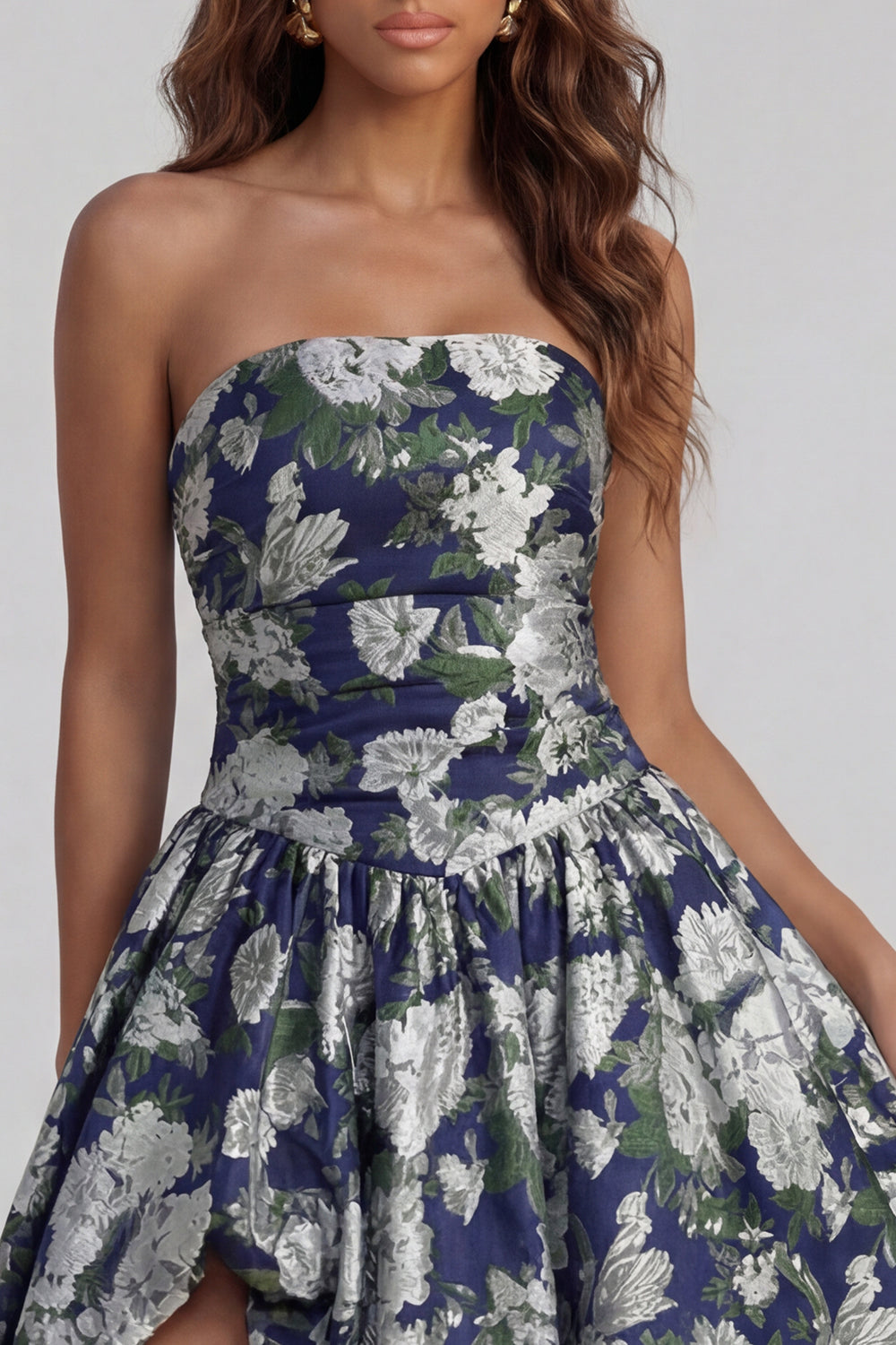 Robe midi fendue trapèze bustier imprimée fleurs de narcisse bleues