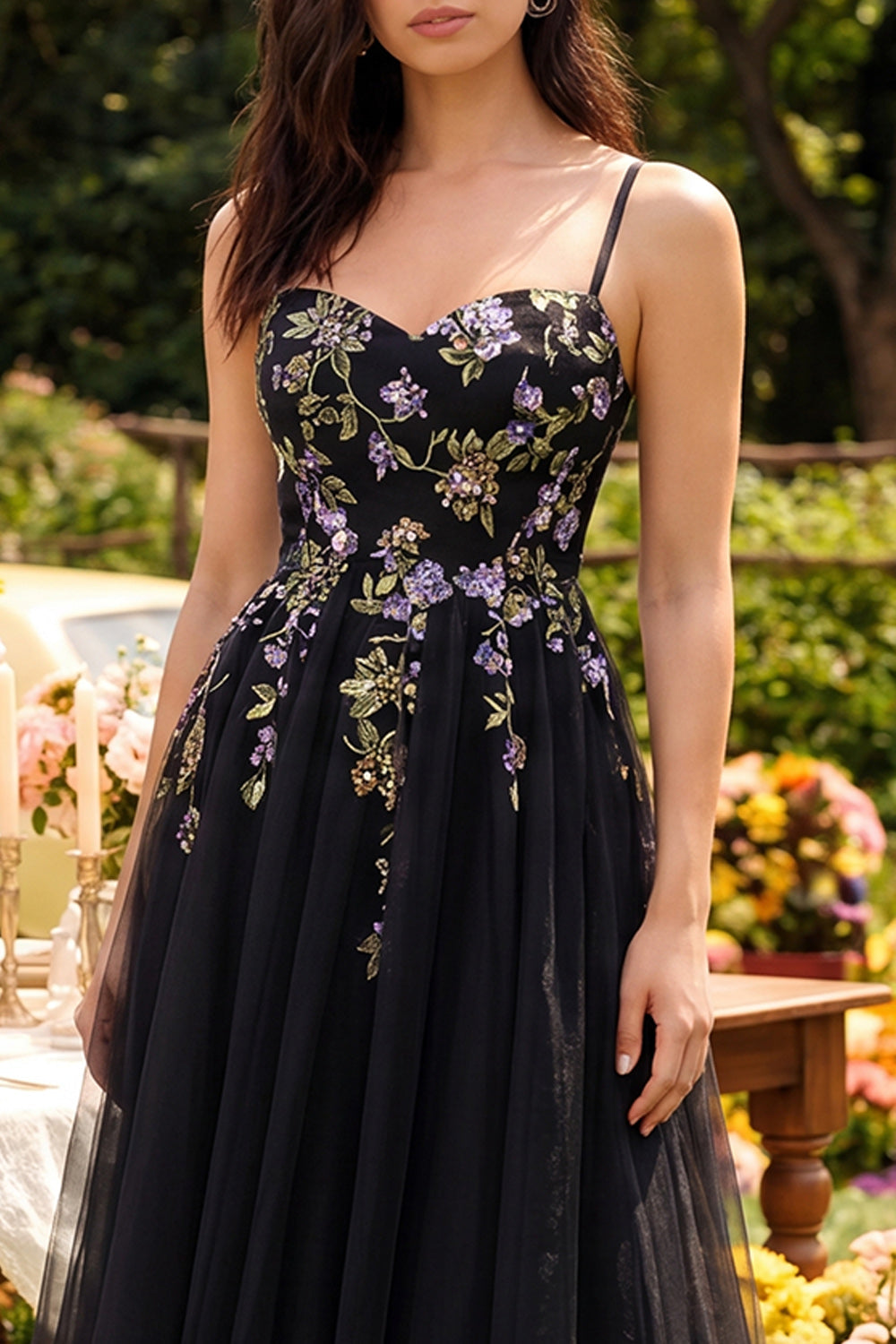 Black Appliqued A-Line Tulle Spaghetti Straps Midi Dress